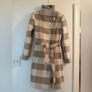 Michael Kors Camel Plaid belted coat, small